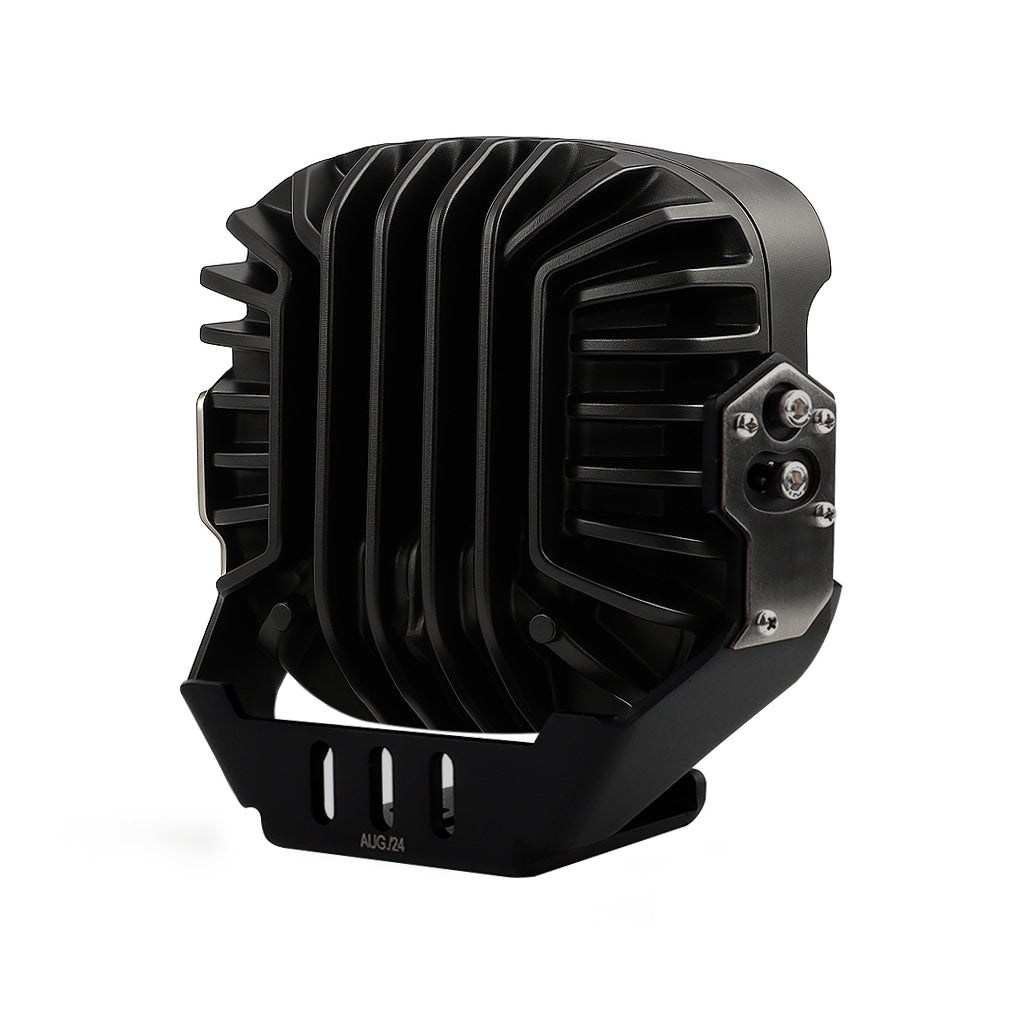 THE 7 INCH FOG LIGHT LAUX04