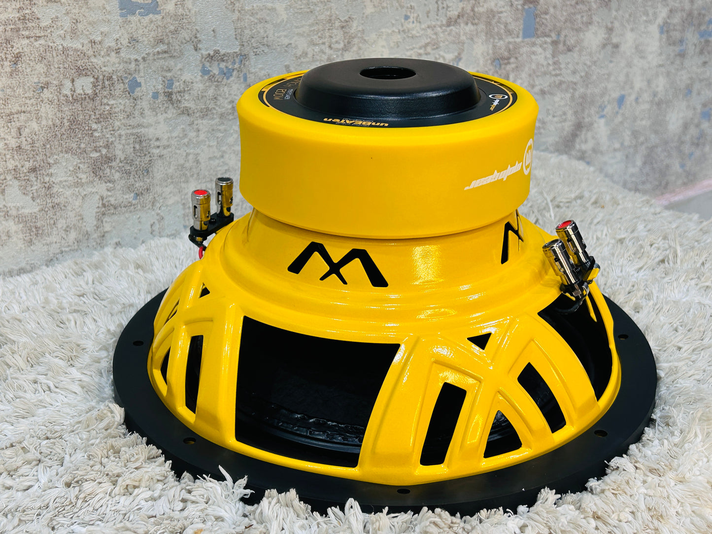 THE 12 INCH CAR SUBWOOFER MG-KNOCKDOWN13 (Pack of 1)